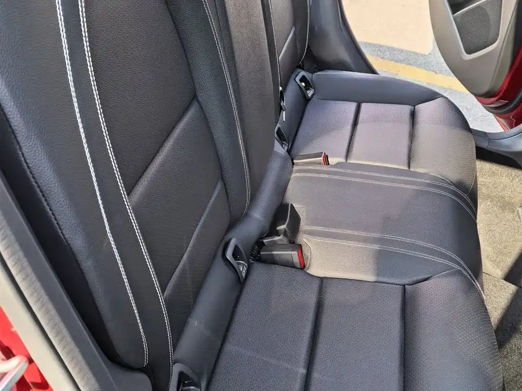 Mercedes-Benz GLA — миниатюра 9