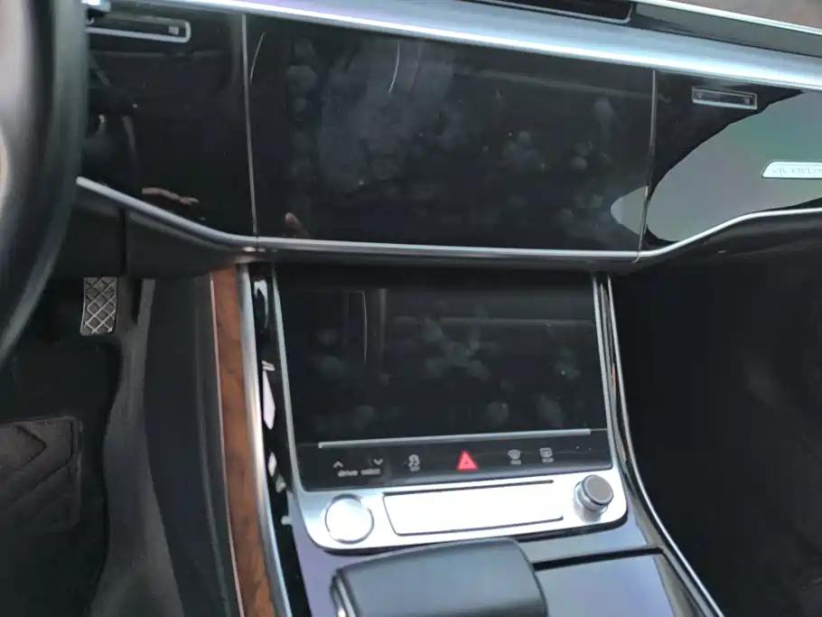 Audi A8 — миниатюра 13