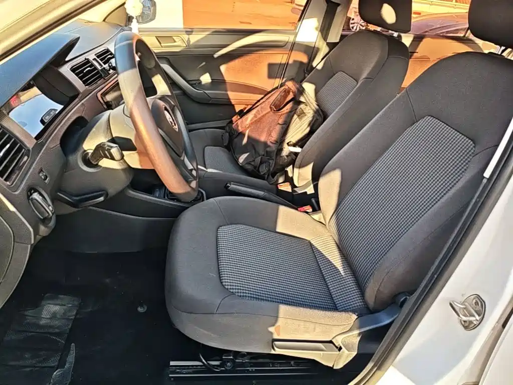 Volkswagen Santana — миниатюра 15