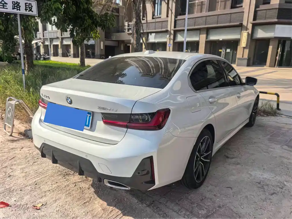 BMW 3 Series — миниатюра 4