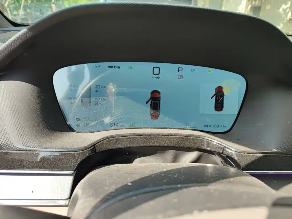 BYD Tang New Energy — миниатюра 4