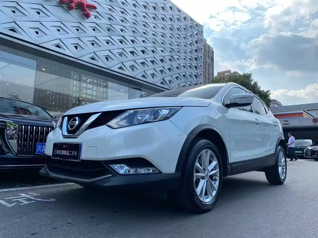 Nissan Qashqai 2016 2.0L CVT Elite