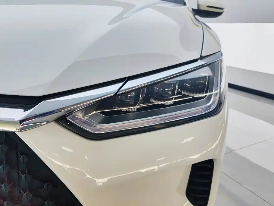 BYD e2 — миниатюра 5