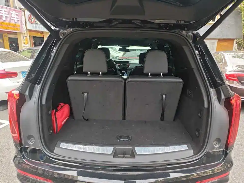 Cadillac XT6 — миниатюра 9