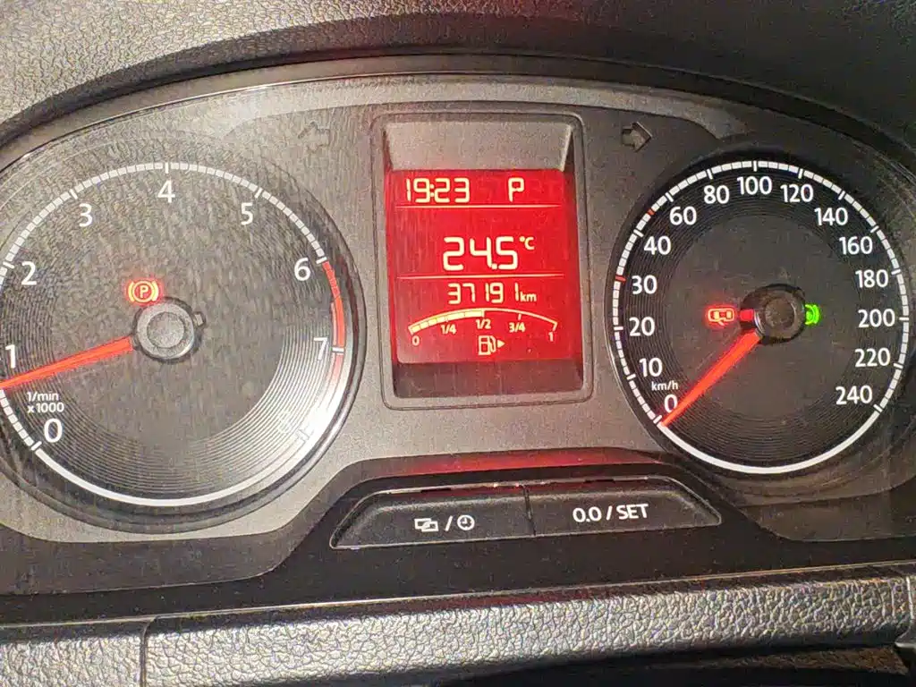 Volkswagen Jetta — миниатюра 8