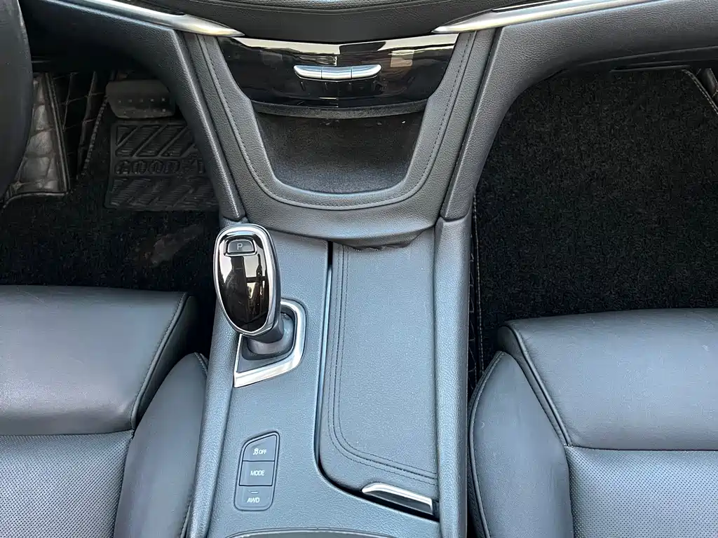 Cadillac XT5 — миниатюра 16