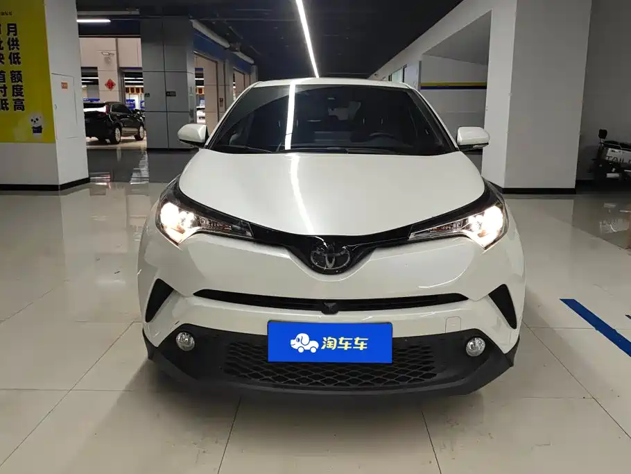 Toyota C-HR — миниатюра 2