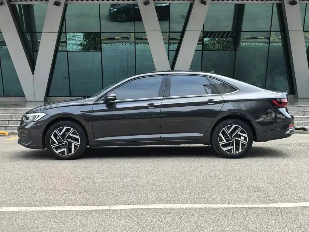 Volkswagen Sagitar — миниатюра 5