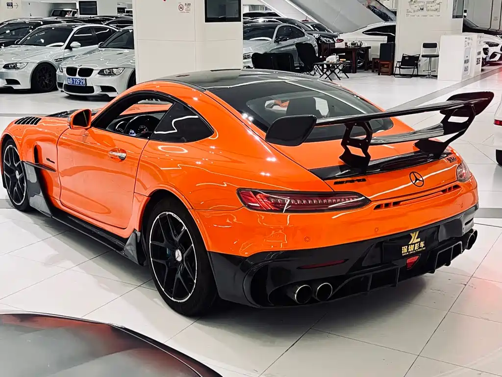 MERCEDES-BENZ AMG GT