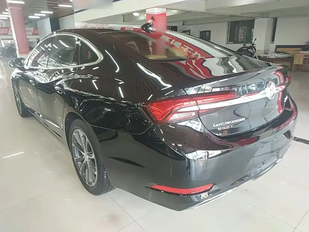 Buick LaCrosse — миниатюра 5