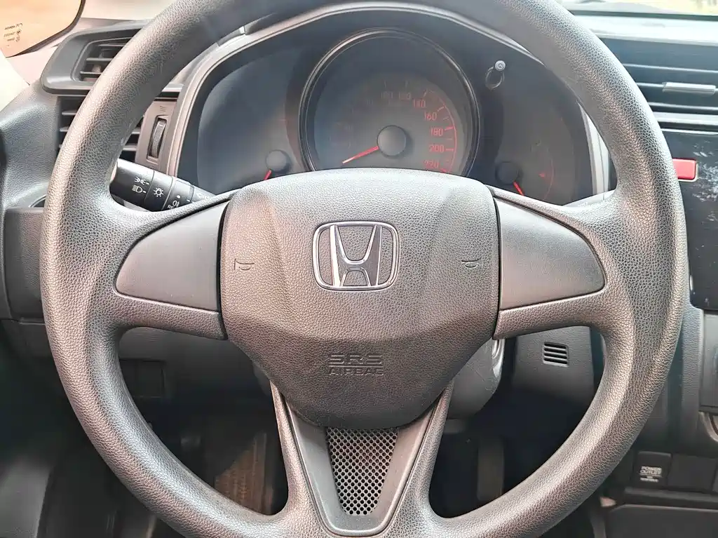 Honda Fit — миниатюра 17