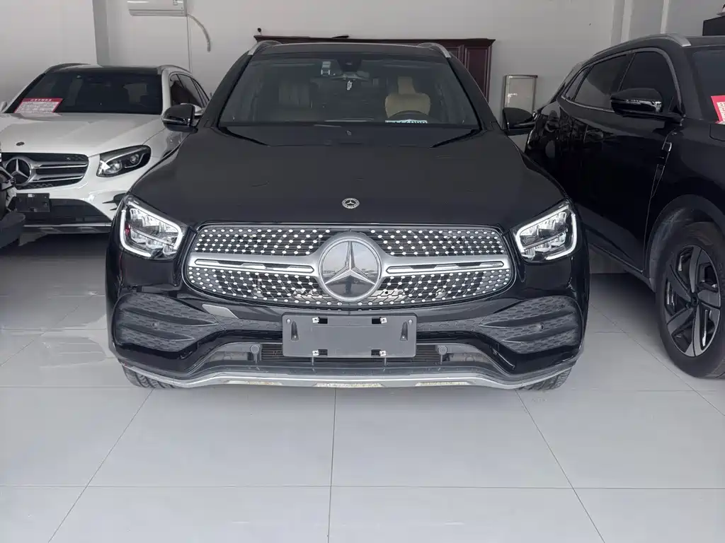 Mercedes-Benz GLC 2023