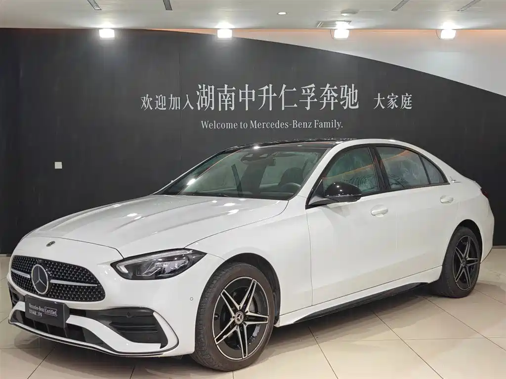 Mercedes-Benz C-Class 2024