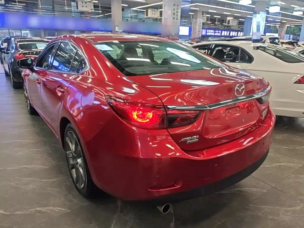Mazda Atenza — миниатюра 5