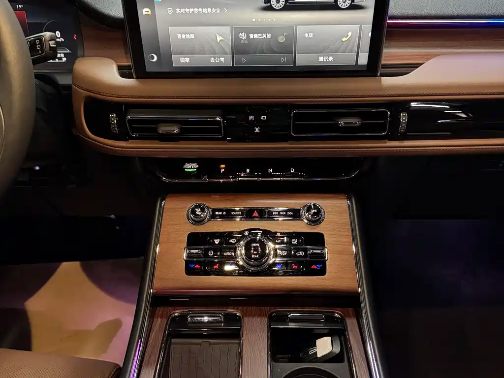 Lincoln Aviator 2022 3.0T V6