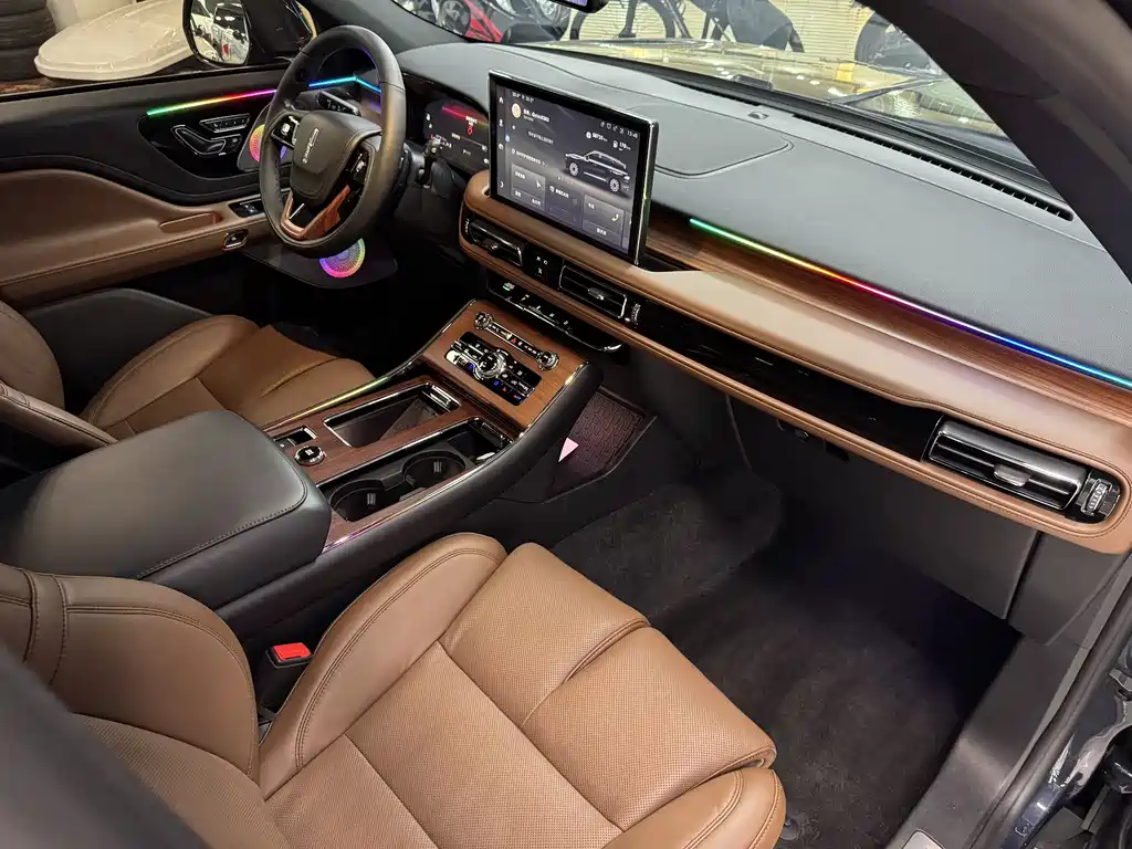 Lincoln Aviator 2022 3.0T V6