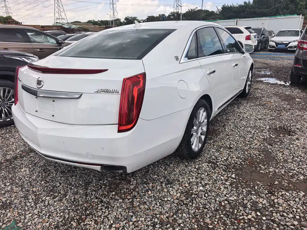 Cadillac XTS — миниатюра 10