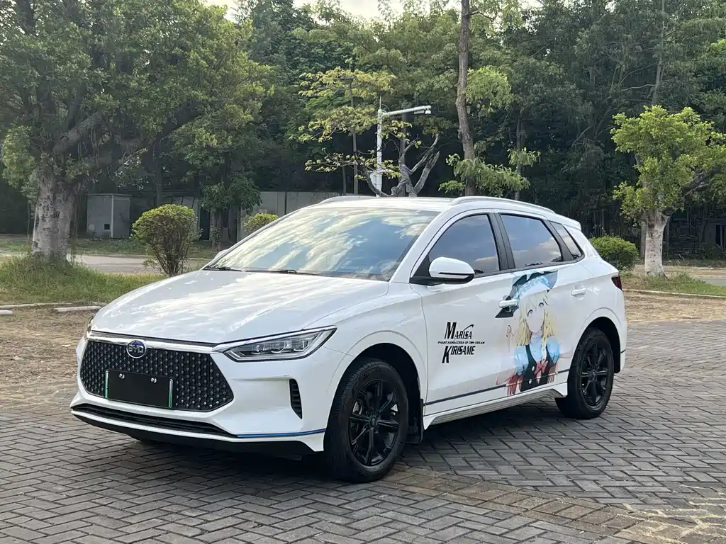 BYD e2
