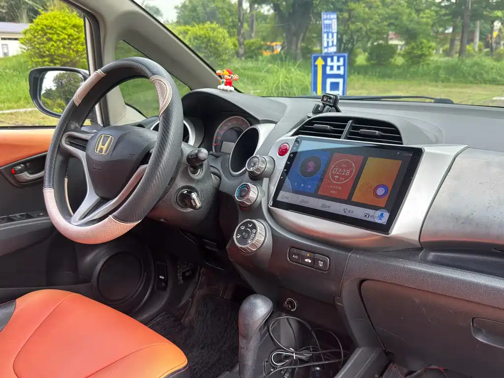 Honda Fit — миниатюра 15