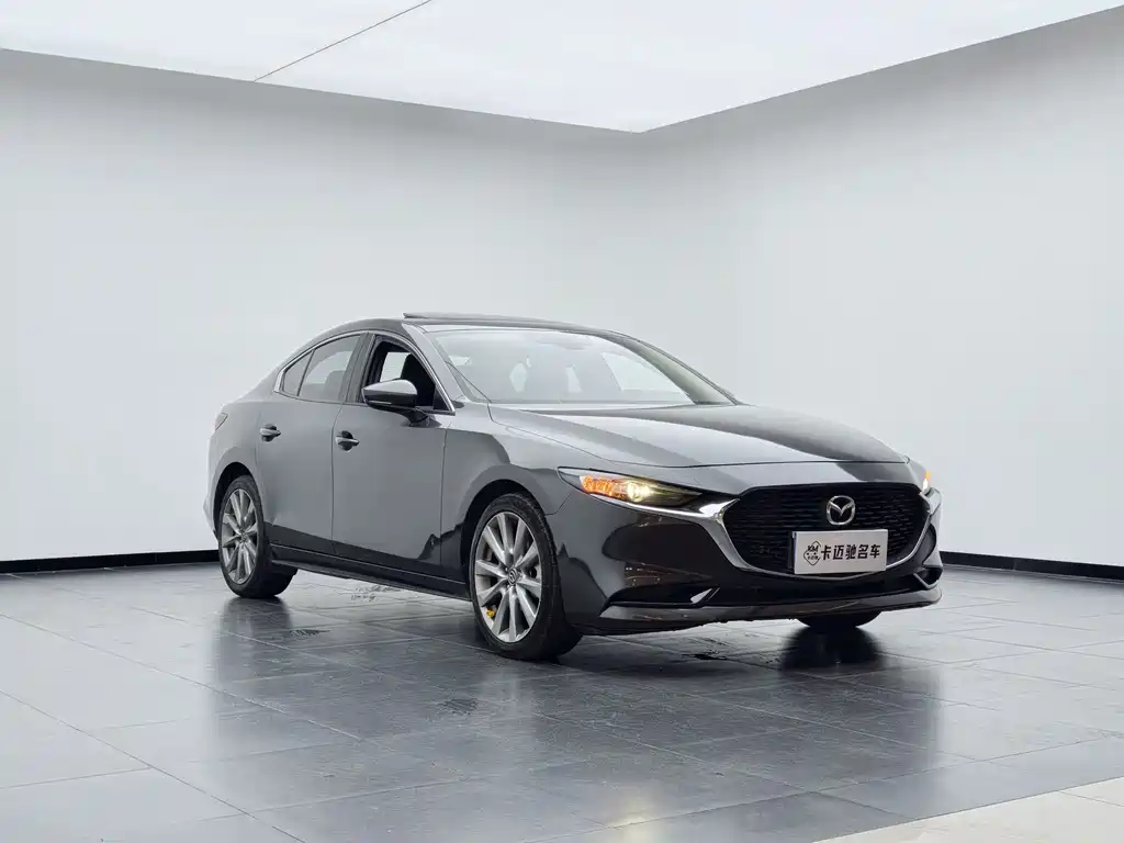 Mazda Mazda3 3 2021 2.0L AT