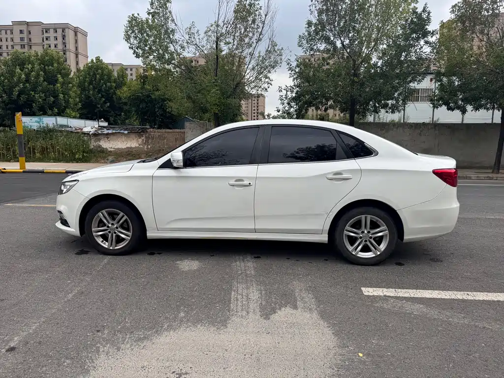Bestune B30 — миниатюра 14