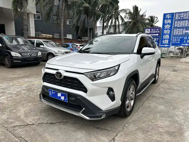 TOYOTA RAV4 RONGFANG