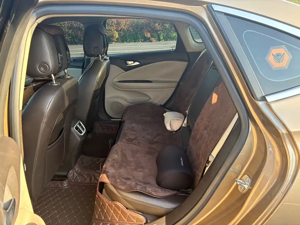 Buick Verano — миниатюра 11