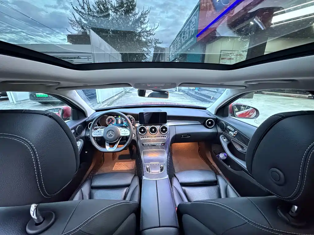 Mercedes-Benz C-Class — миниатюра 10