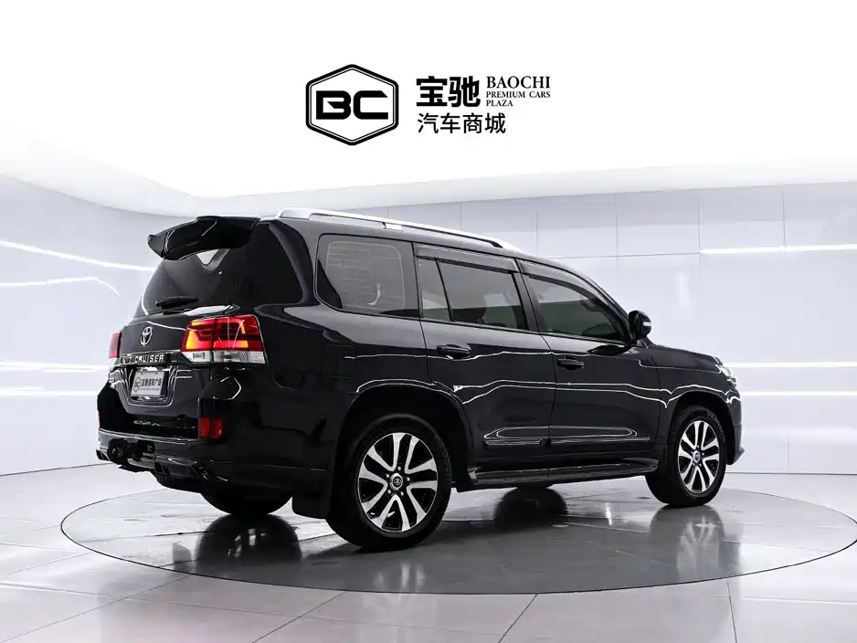 Toyota Land Cruiser — миниатюра 3