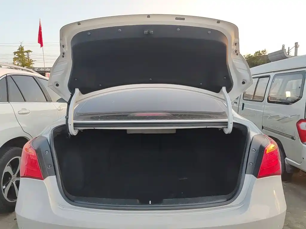 Hyundai Mistra — миниатюра 19