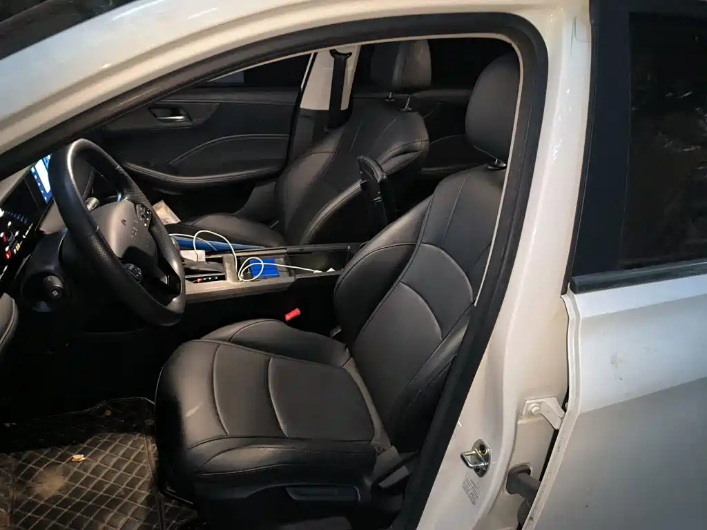 Roewe i5 — миниатюра 8