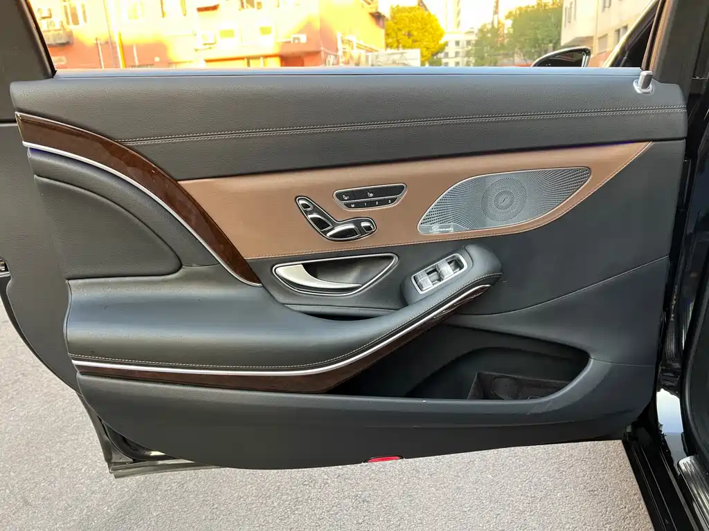 MERCEDES-BENZ MAYBACH S CLASS