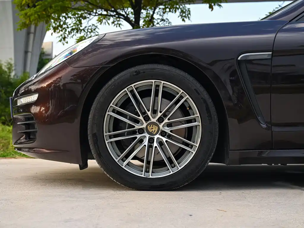 Porsche Panamera — миниатюра 16