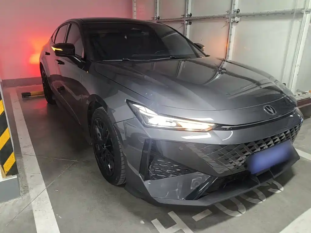 Changan UNI-V — миниатюра 4