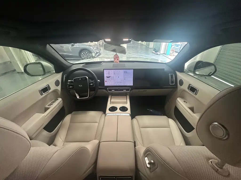 Li Auto IDEAL L7