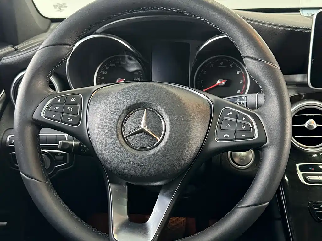 Mercedes-Benz GLC — миниатюра 18