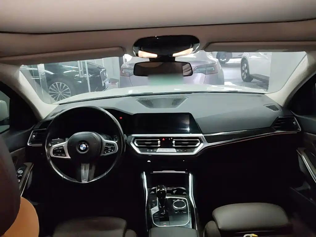 BMW 3 Series — миниатюра 10