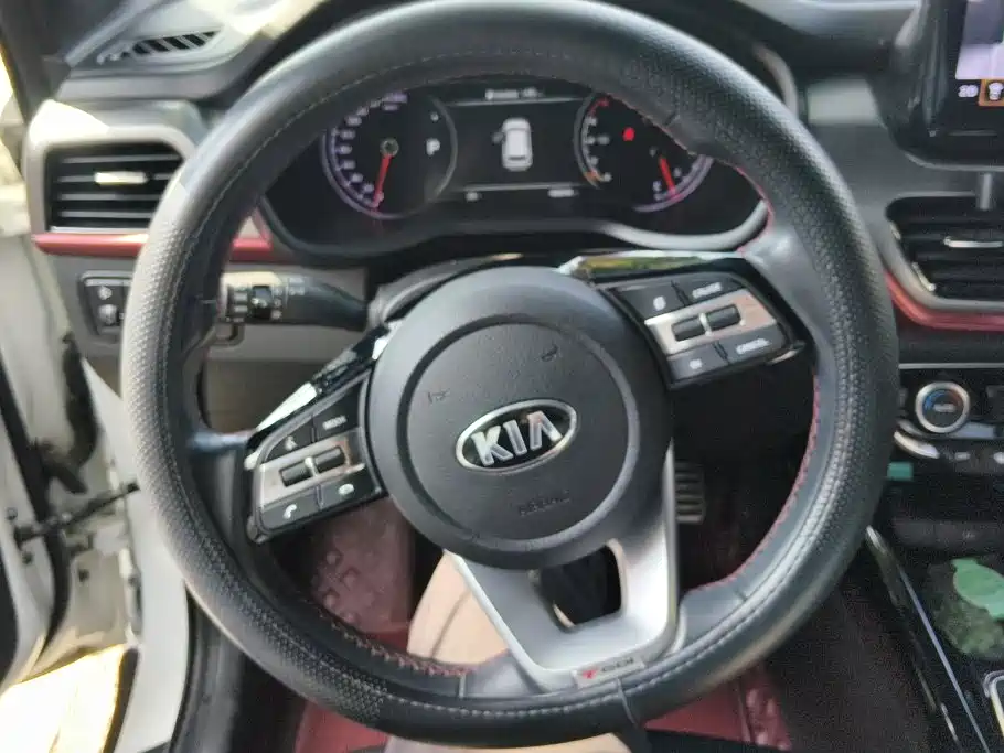 Kia Sportage — миниатюра 15