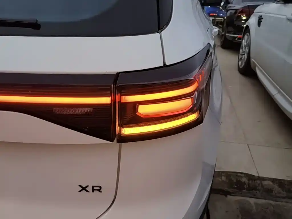 Volkswagen Tharu — миниатюра 8