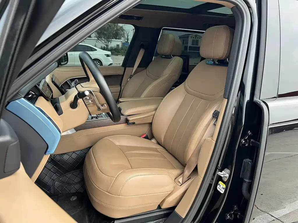 Land Rover Range Rover — миниатюра 13