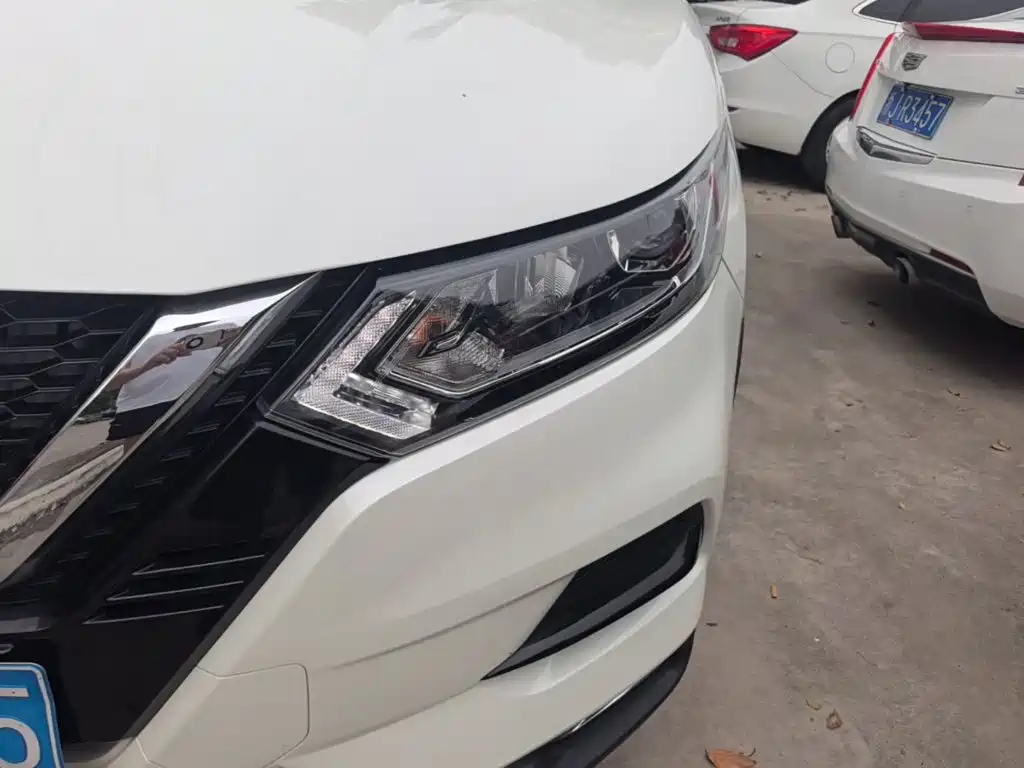 Nissan Qashqai — миниатюра 24