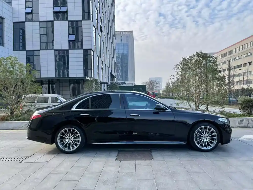 MERCEDES-BENZ S CLASS