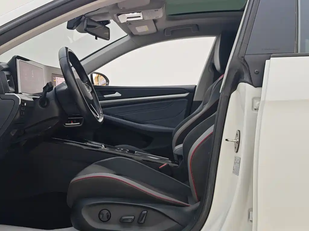 Volkswagen Lamando — миниатюра 7