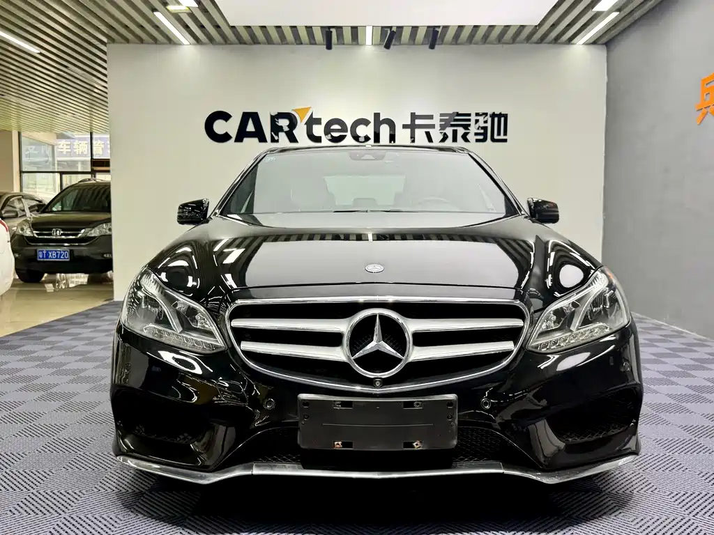 Mercedes-Benz E-Class — миниатюра 2
