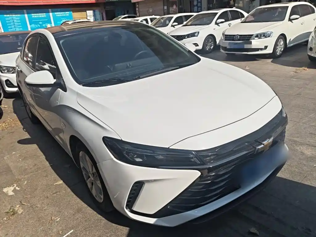 Chevrolet Monza — миниатюра 4