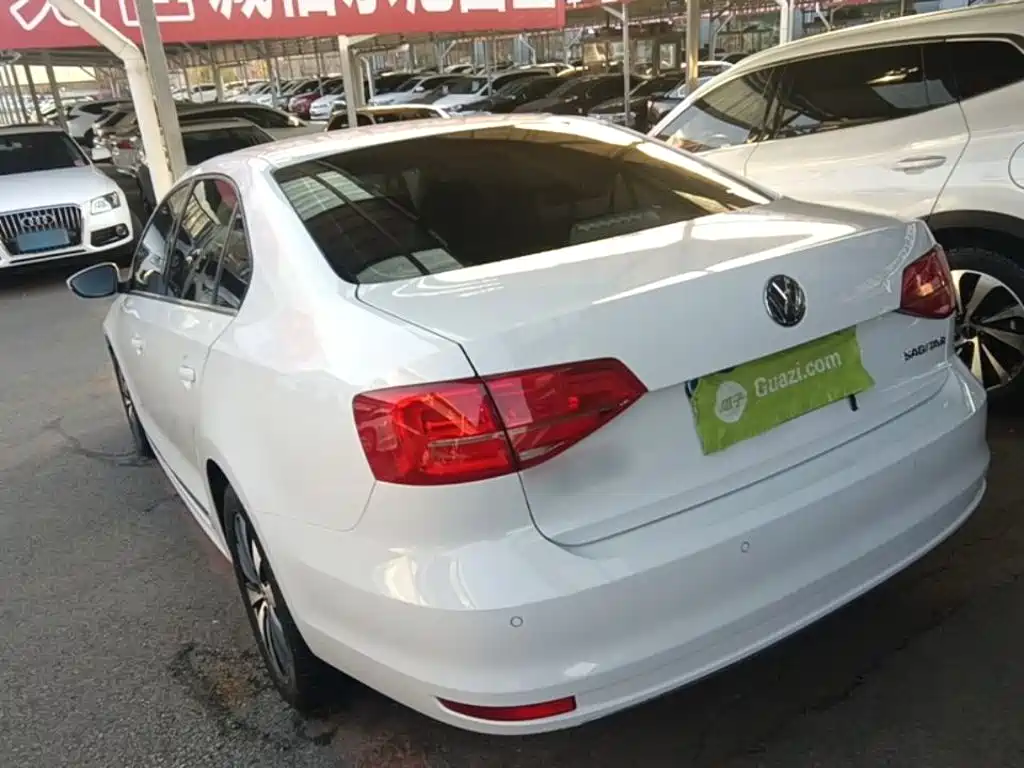 Volkswagen Sagitar — миниатюра 5