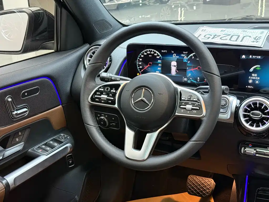 Mercedes-Benz GLB — миниатюра 7