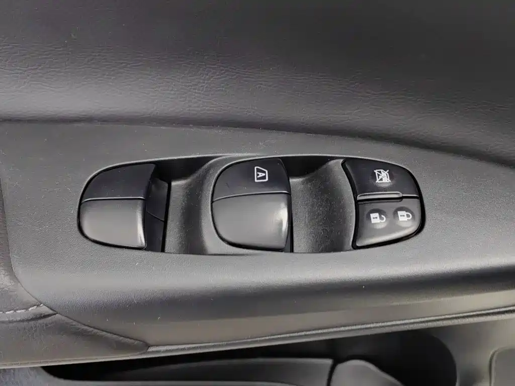 Nissan Sylphy — миниатюра 9