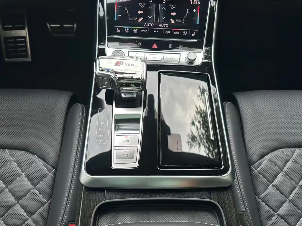 Audi Q8 — миниатюра 22