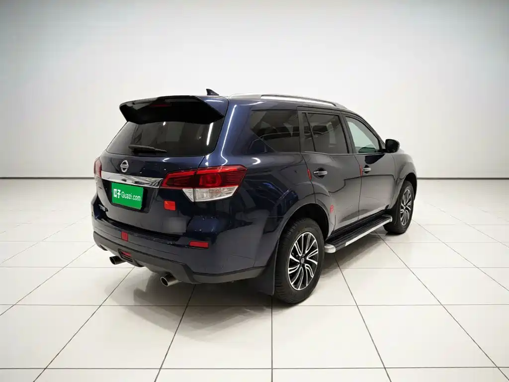Nissan Terra — миниатюра 6